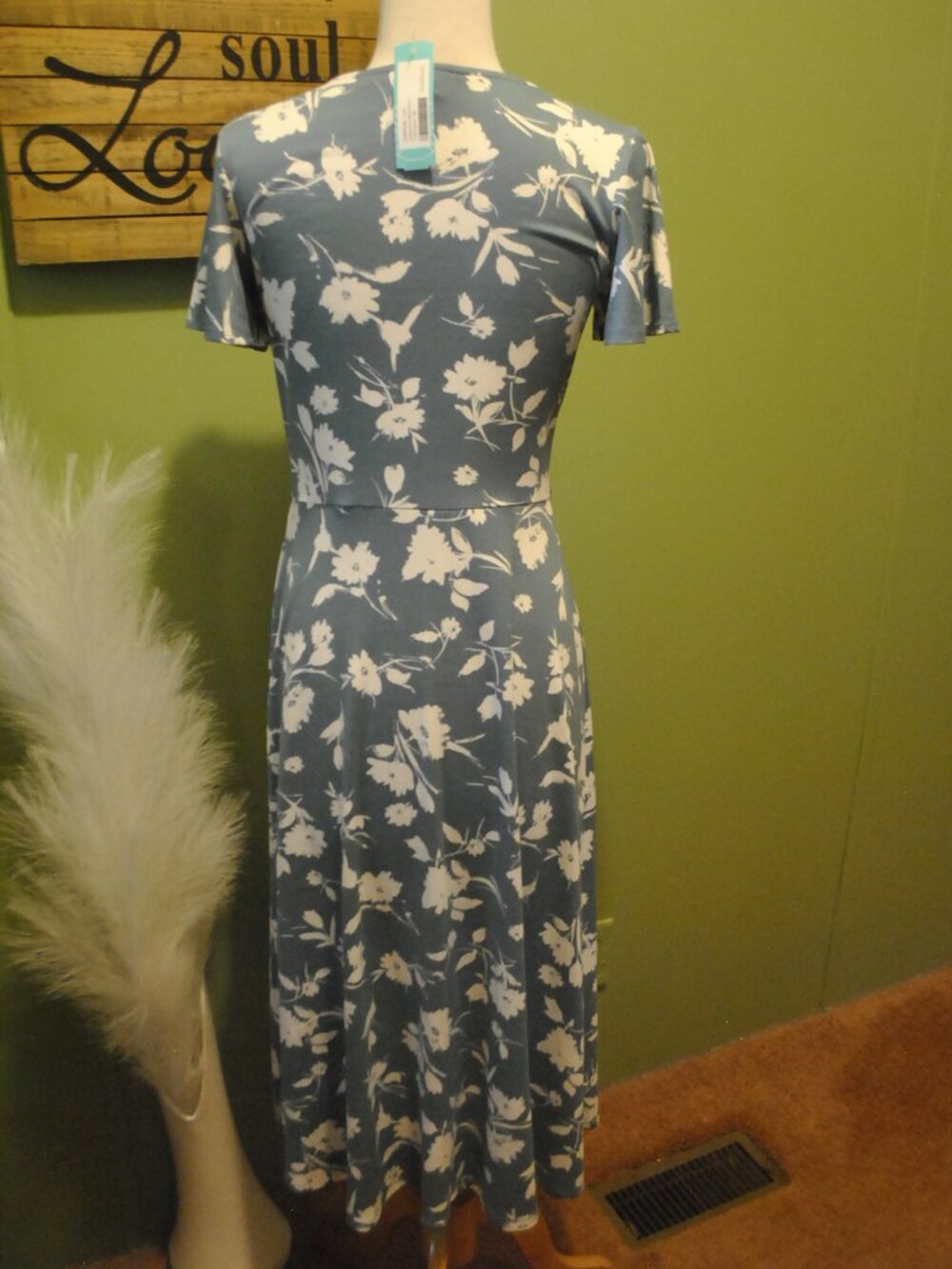 NWT Fortune + Ivy Jacey Teal Floral Button Front Midi Dress M 0078 - Picture 7 of 8